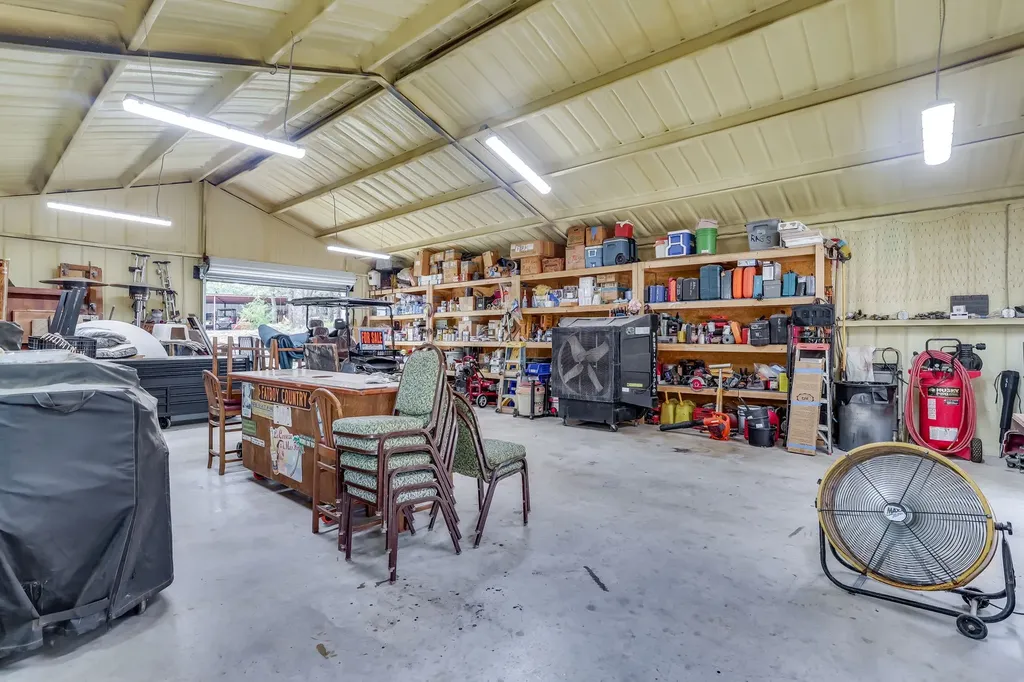 132 Miller Creek Lake Road Paradise TX 76073