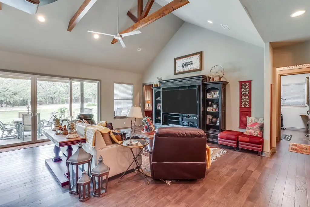 132 Miller Creek Lake Road Paradise TX 76073