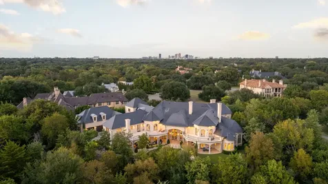 10617 Bridge Hollow Court Dallas TX 75229