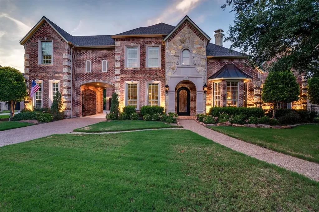8411 Buffalo Drive Lantana TX 76226