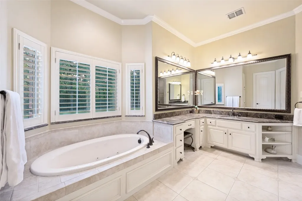 8411 Buffalo Drive Lantana TX 76226