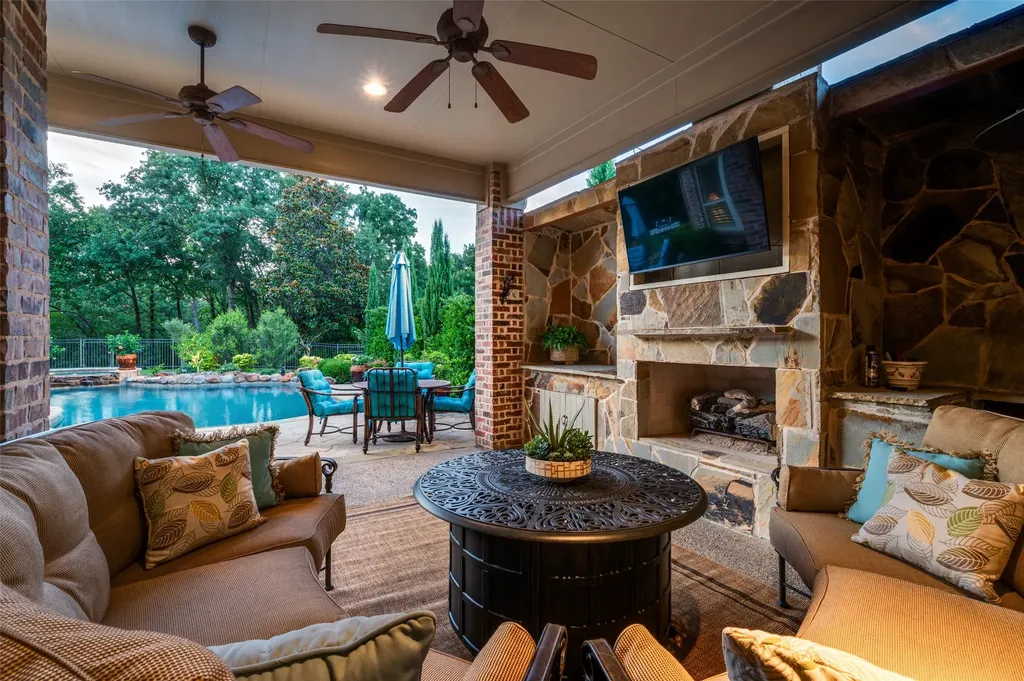 8411 Buffalo Drive Lantana TX 76226
