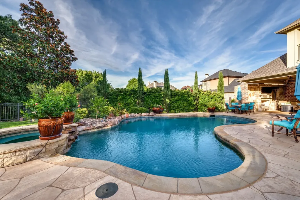 8411 Buffalo Drive Lantana TX 76226
