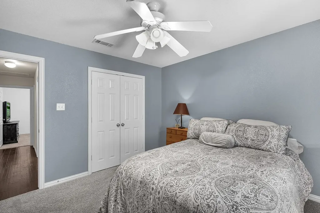 806 N Tejas Drive Sanger TX 76266