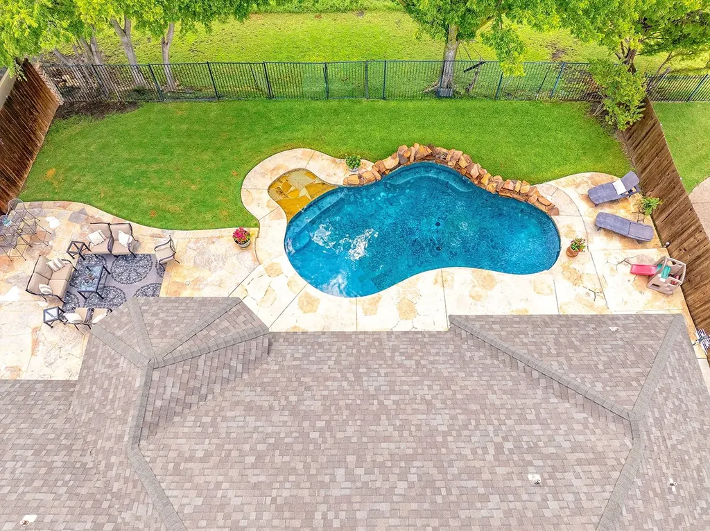 806 N Tejas Drive Sanger TX 76266