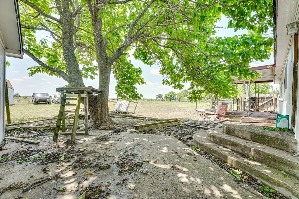 1814 Broadhead Road Waxahachie TX 75165