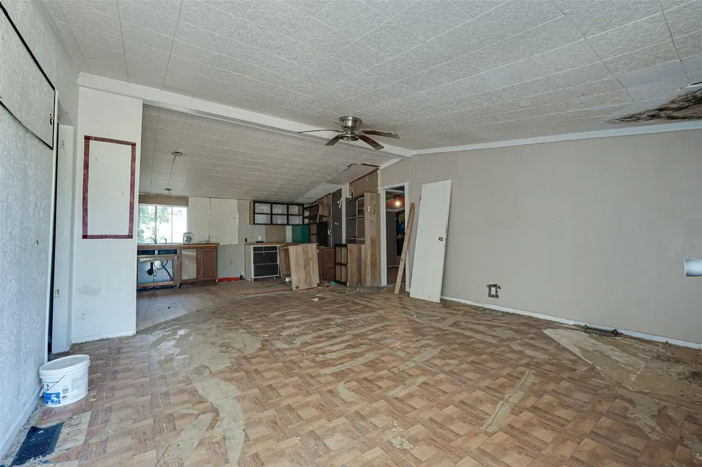1814 Broadhead Road Waxahachie TX 75165