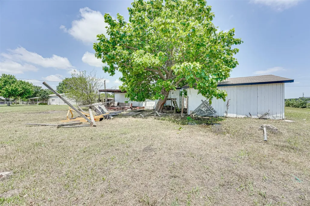 1814 Broadhead Road Waxahachie TX 75165