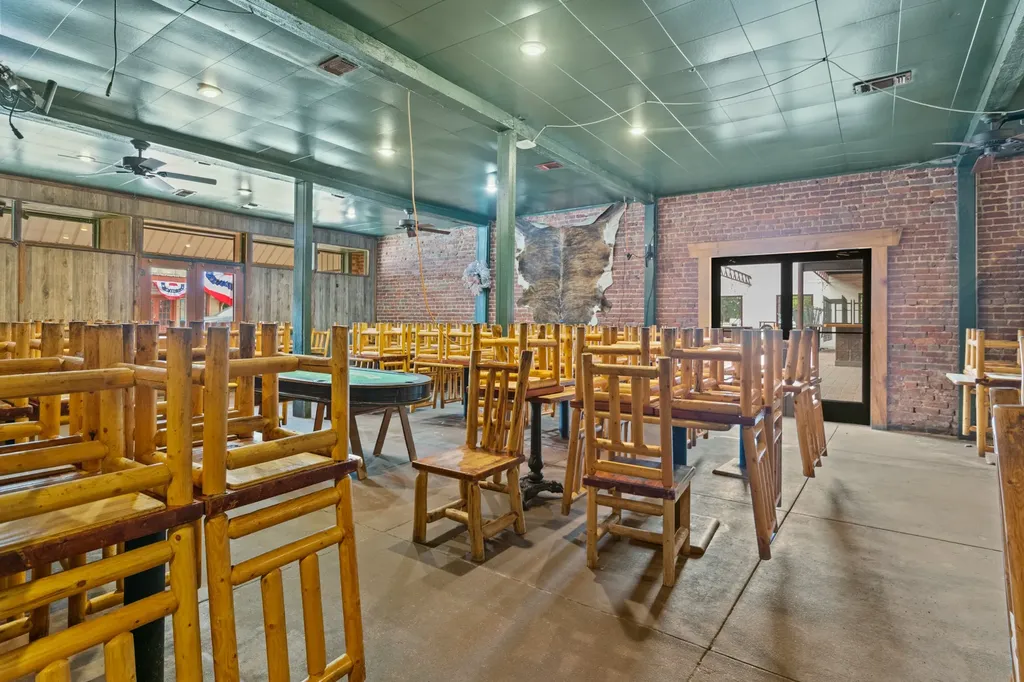 8 N Main Street Avinger TX 75630
