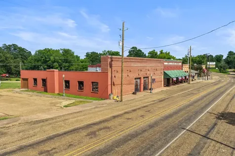 8 N Main Street Avinger TX 75630