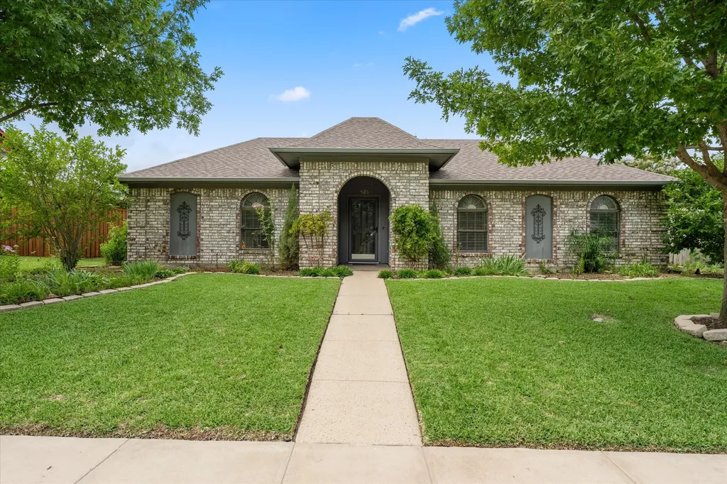 821 Baxter Drive Plano TX 75025