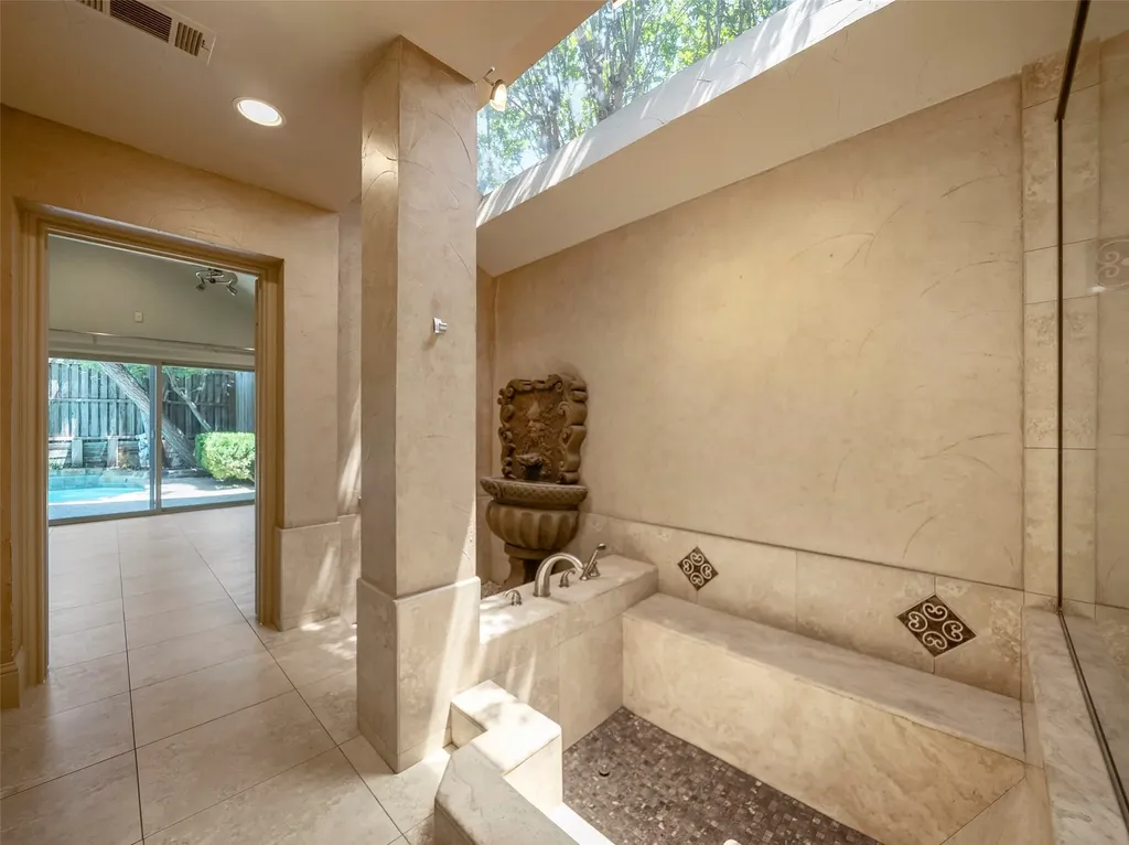 4101 Rush Circle Addison TX 75001