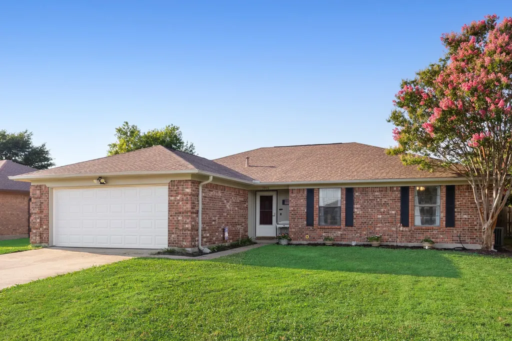 3906 Sunhill Drive Greenville TX 75402