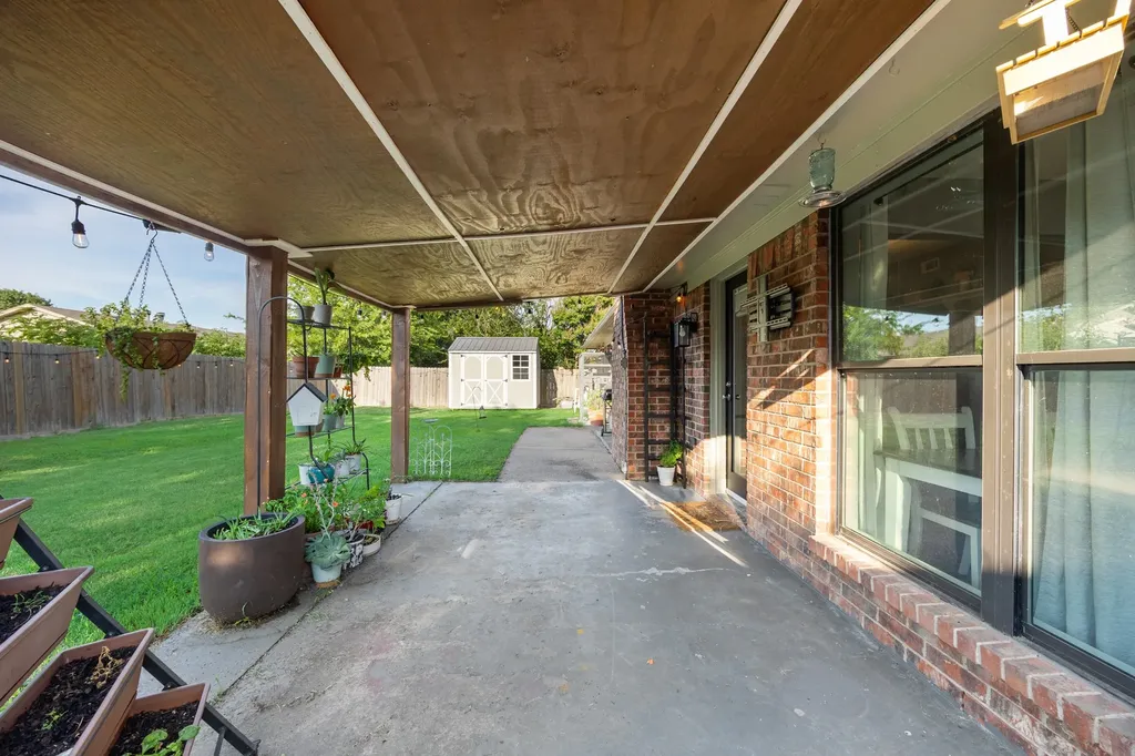3906 Sunhill Drive Greenville TX 75402