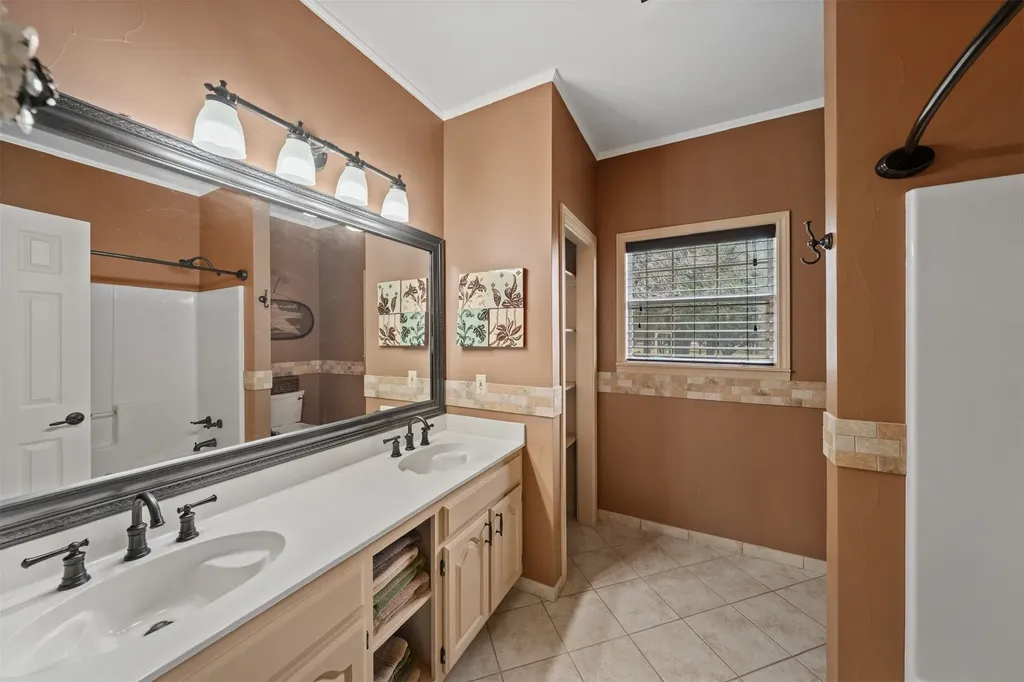 5847 County Road 313 Jonesboro TX 76538