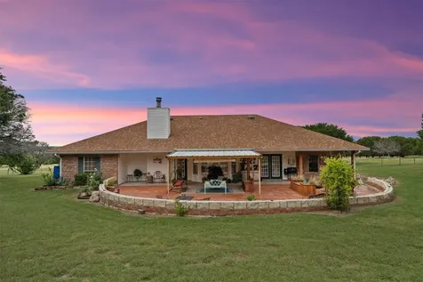 5847 County Road 313 Jonesboro TX 76538