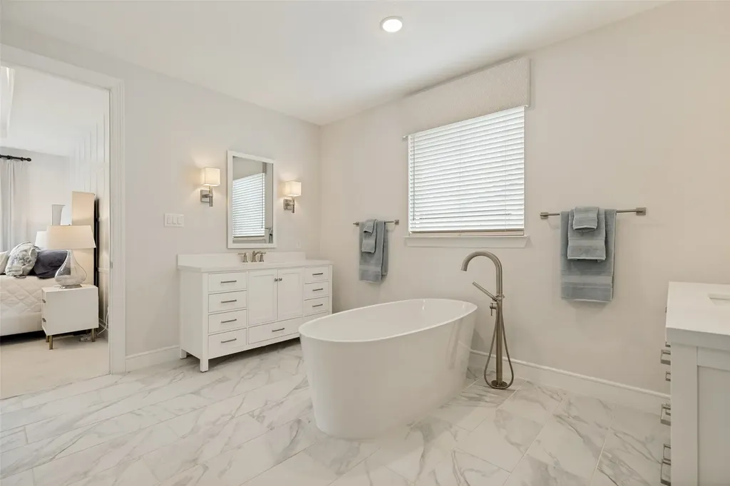 4212 Hollandwood Drive Mckinney TX 75071