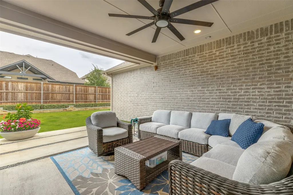 4212 Hollandwood Drive Mckinney TX 75071