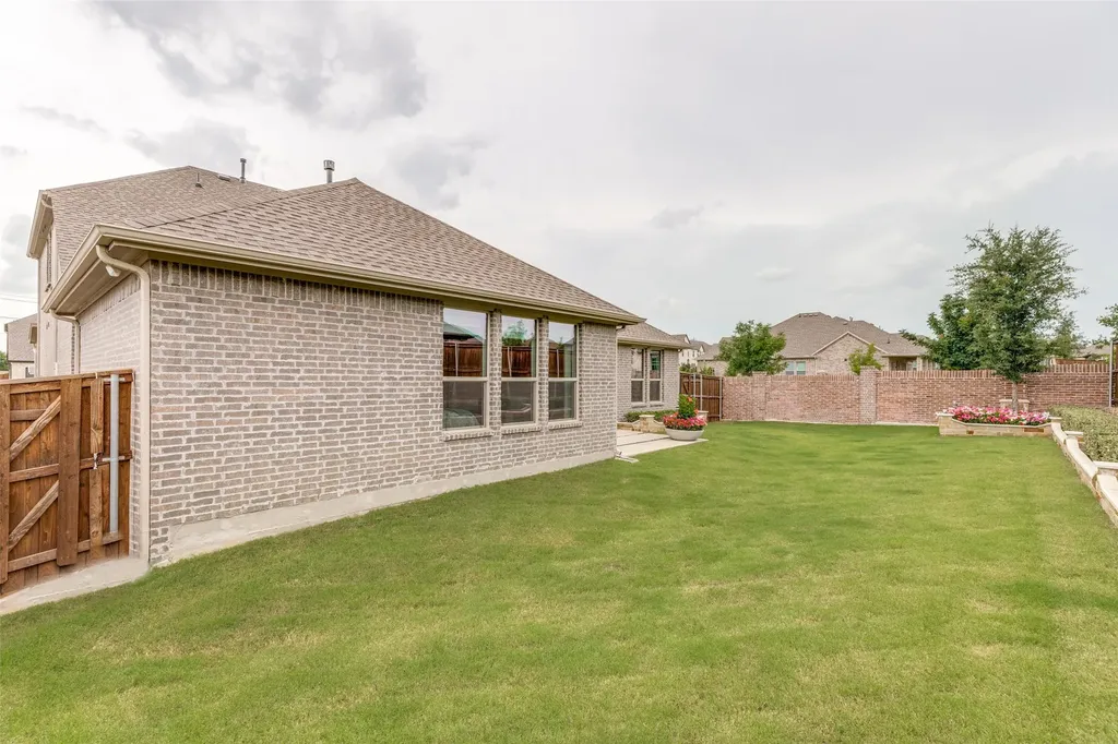4212 Hollandwood Drive Mckinney TX 75071