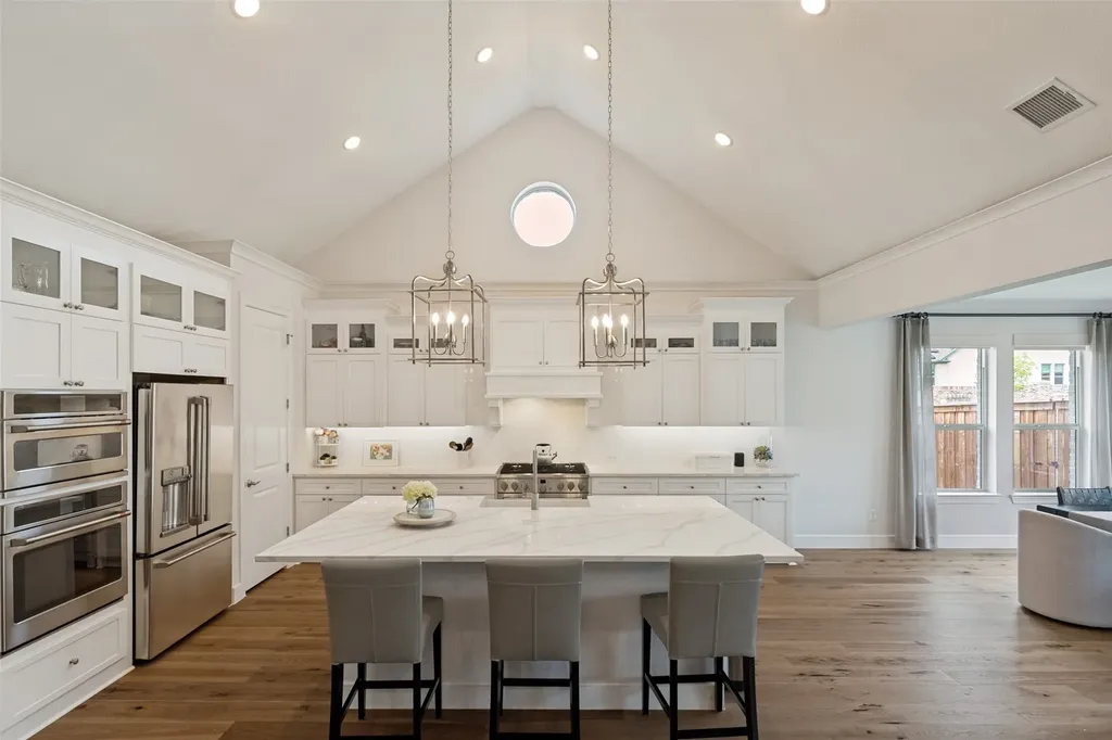 4212 Hollandwood Drive Mckinney TX 75071
