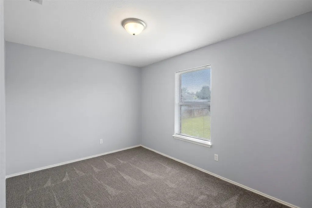 1516 S Rockwall Avenue Terrell TX 75160