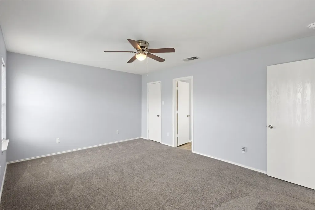 1516 S Rockwall Avenue Terrell TX 75160