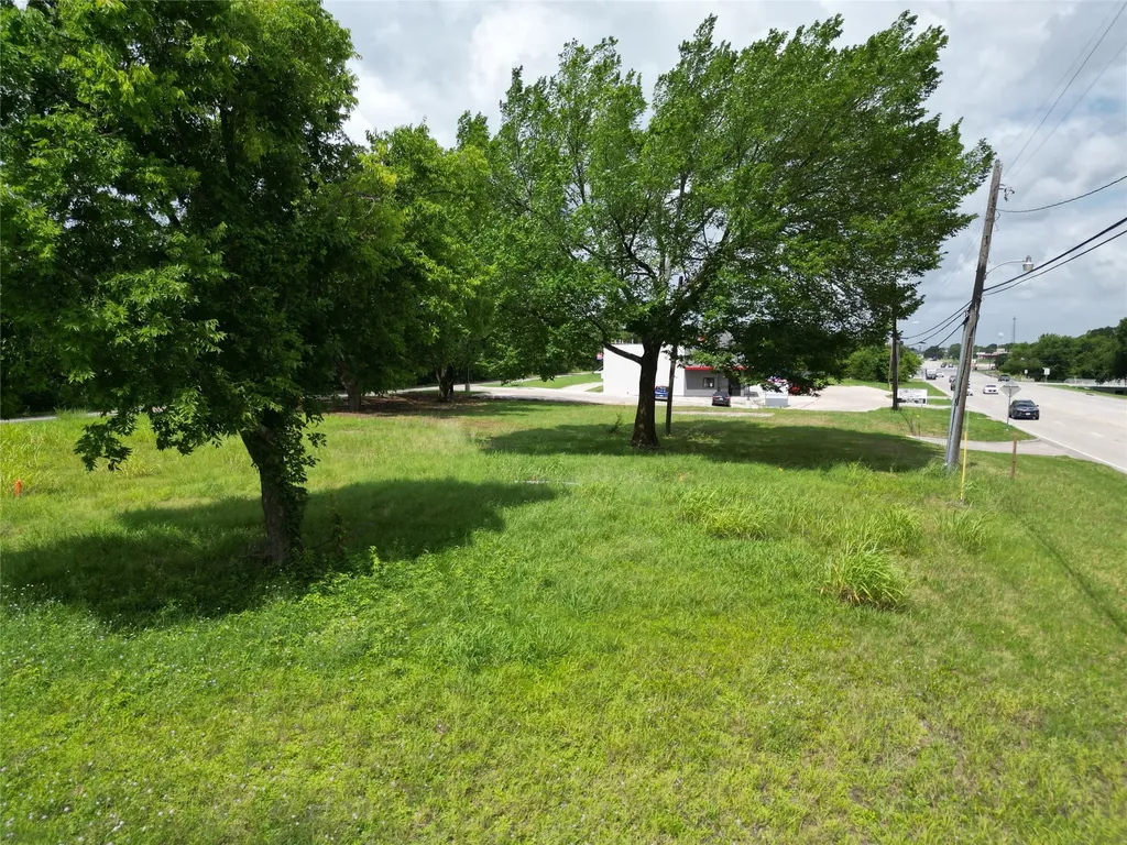 435 E Audie Murphy Parkway Farmersville TX 75442