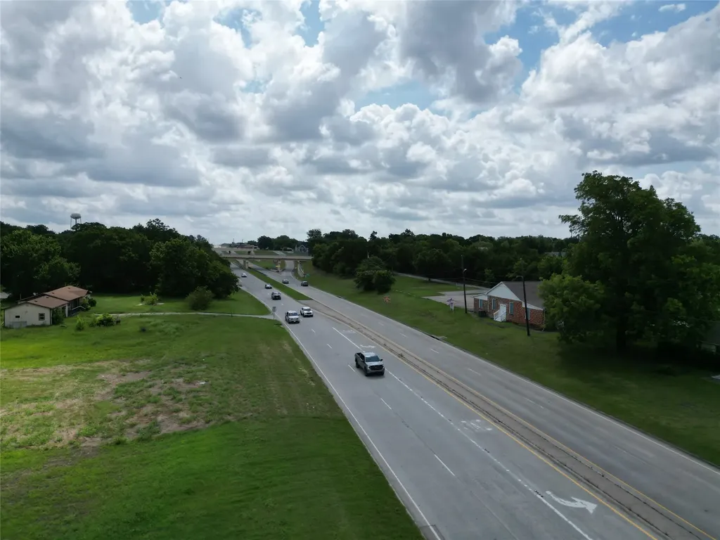 435 E Audie Murphy Parkway Farmersville TX 75442