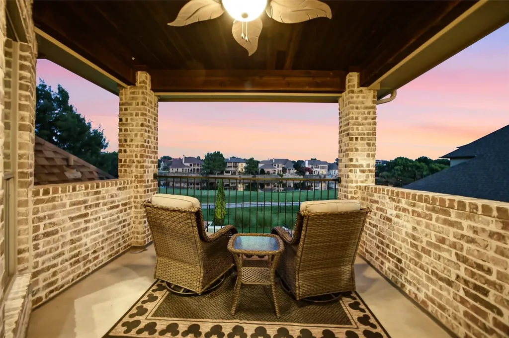 3 Signature Court Heath TX 75032