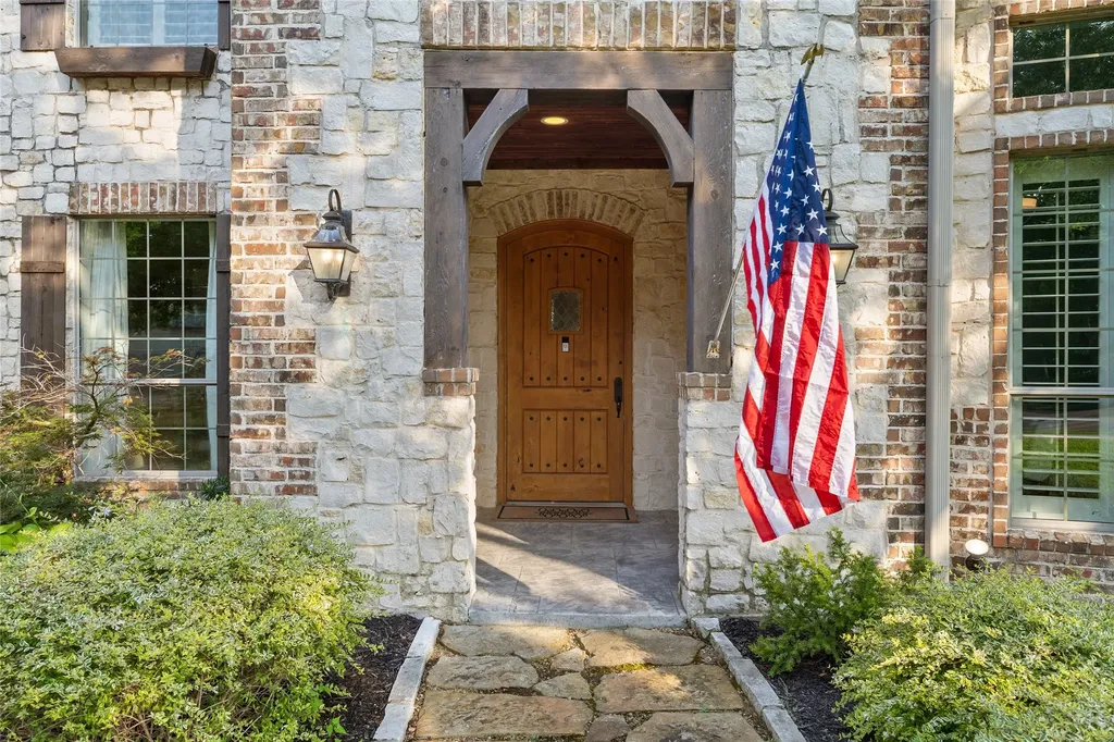 3 Signature Court Heath TX 75032