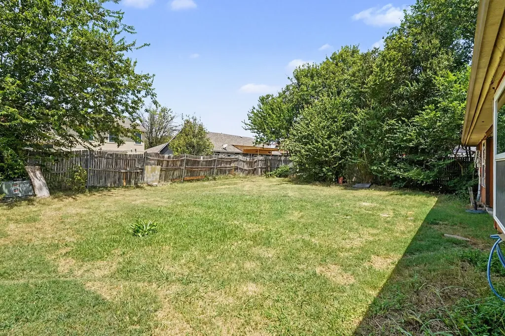 7949 Waterside Trail Fort Worth TX 76137