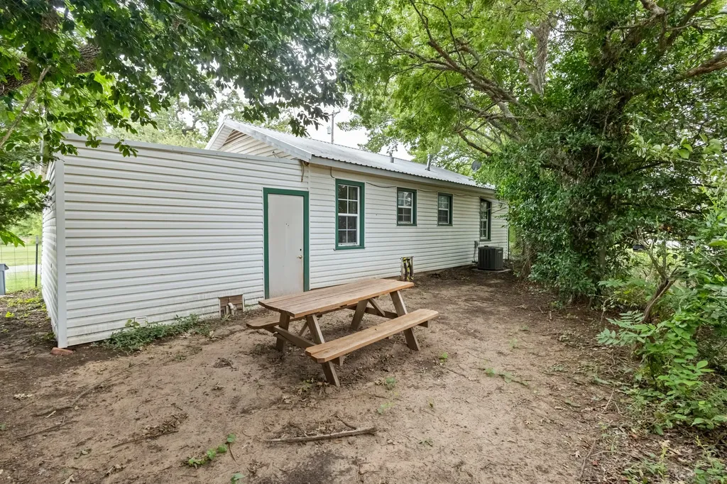 1141 W Mcneill Street Stephenville TX 76401