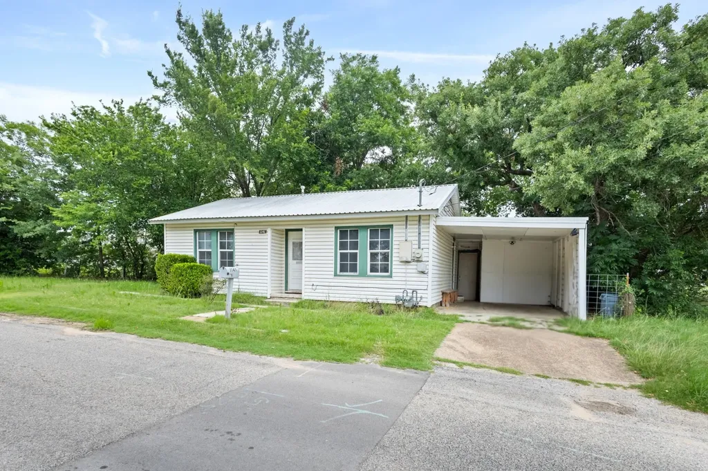 1141 W Mcneill Street Stephenville TX 76401