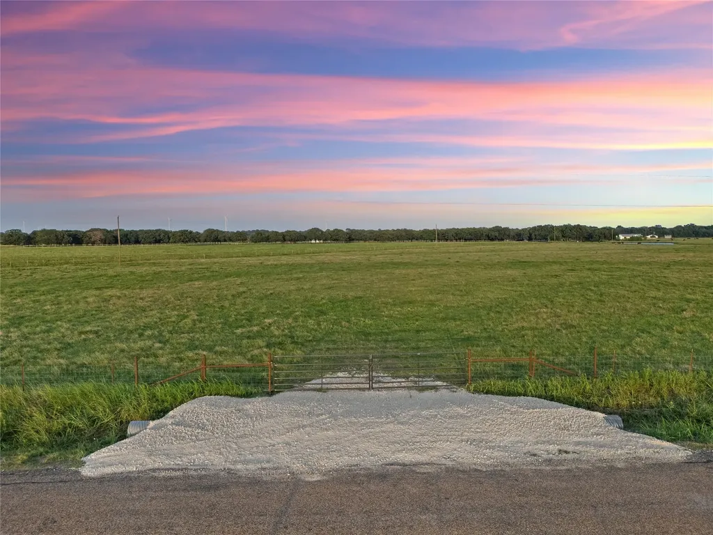 2442 Happy Swaner Lane Axtell TX 76624