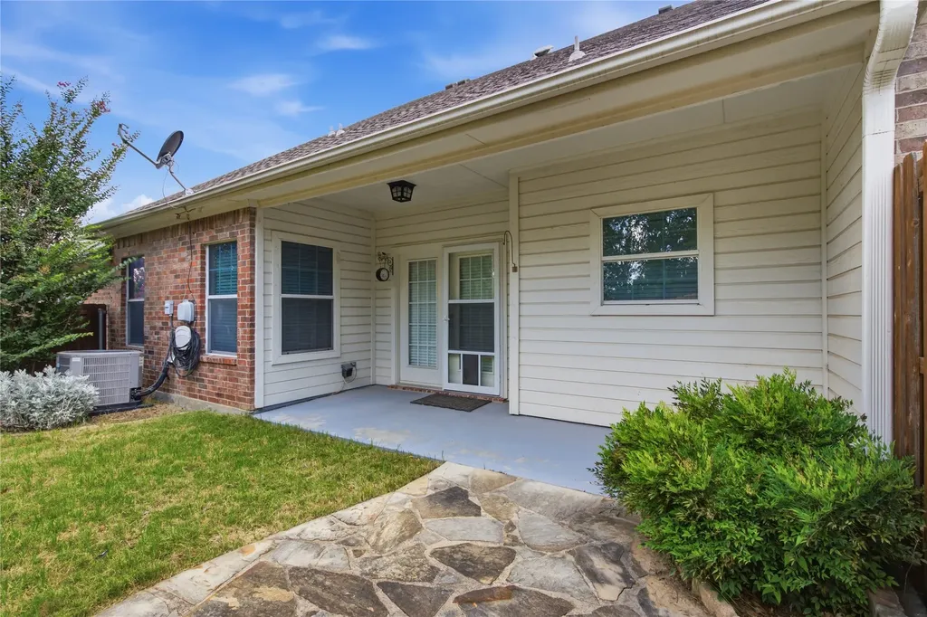 287 Emma Call Court Decatur TX 76234