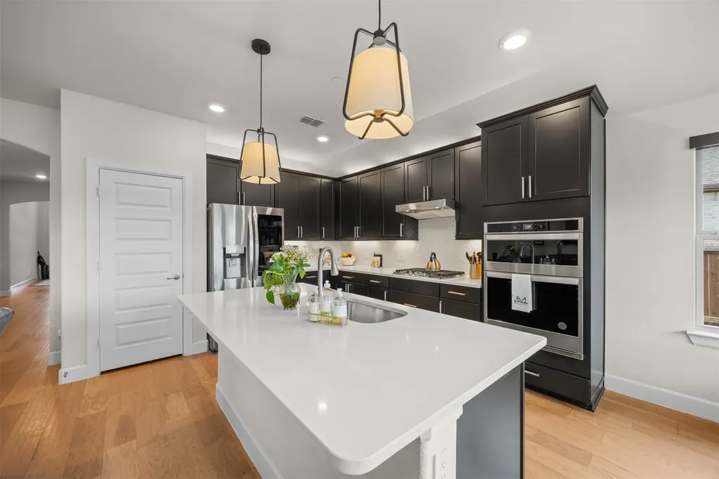 2091 Creekbluff Circle Lewisville TX 75010