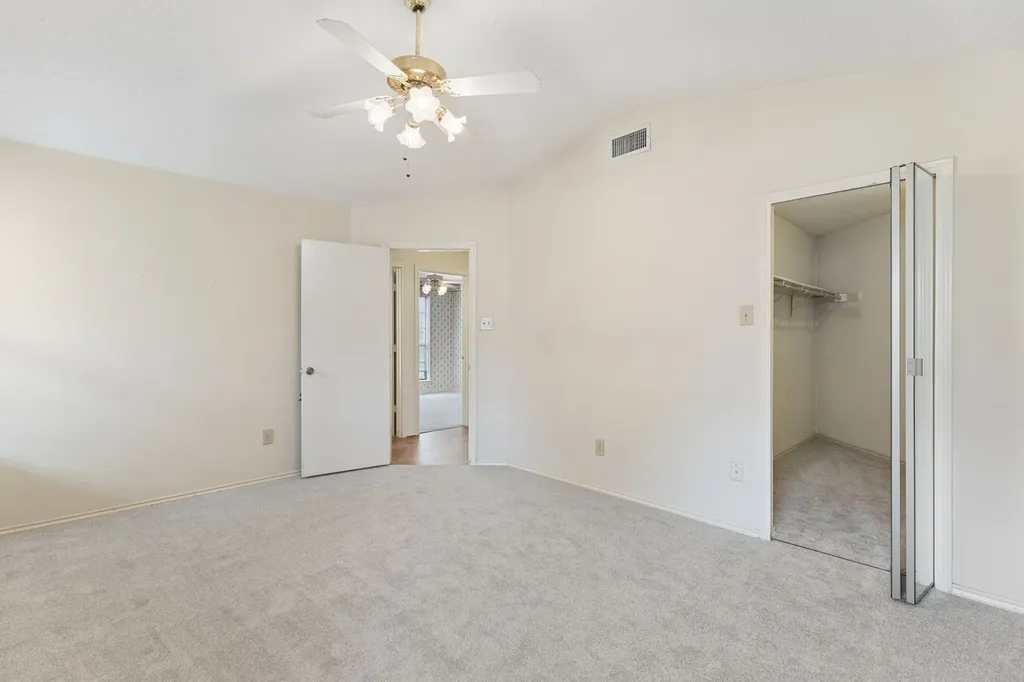 807 Blue Oak Drive Lewisville TX 75067