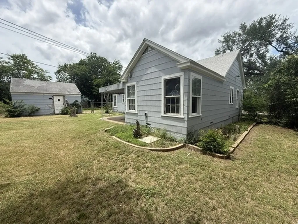 2404 Fairway Drive Fort Worth TX 76119