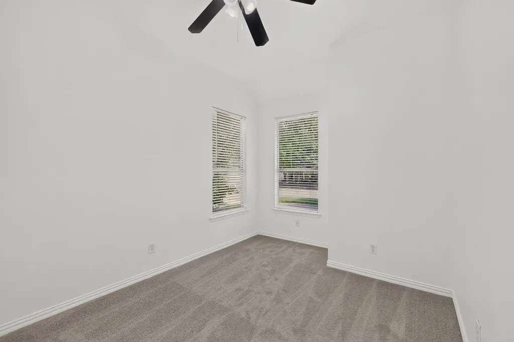 10214 Lakeview Drive Providence Village TX 76227