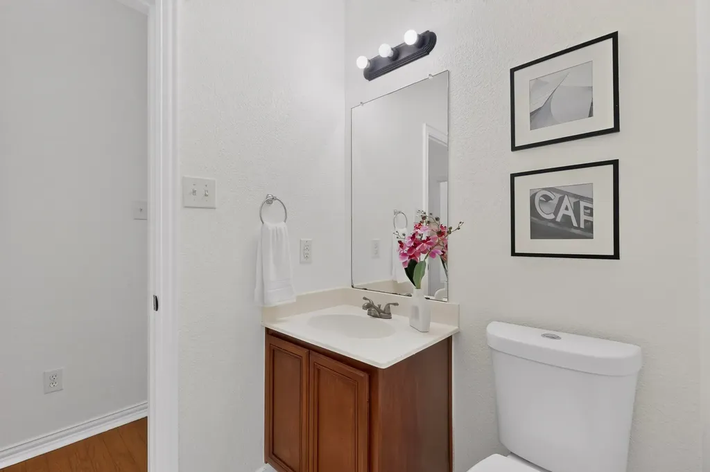 10214 Lakeview Drive Providence Village TX 76227