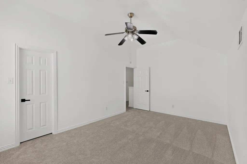10214 Lakeview Drive Providence Village TX 76227