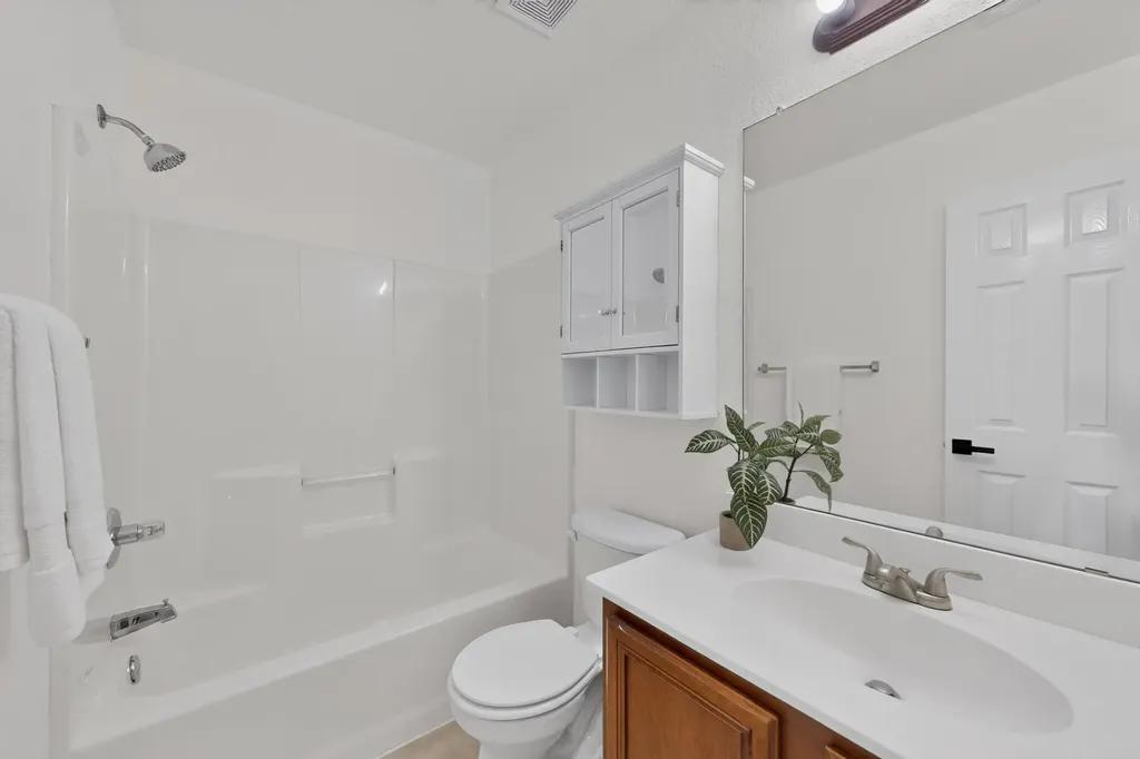 10214 Lakeview Drive Providence Village TX 76227