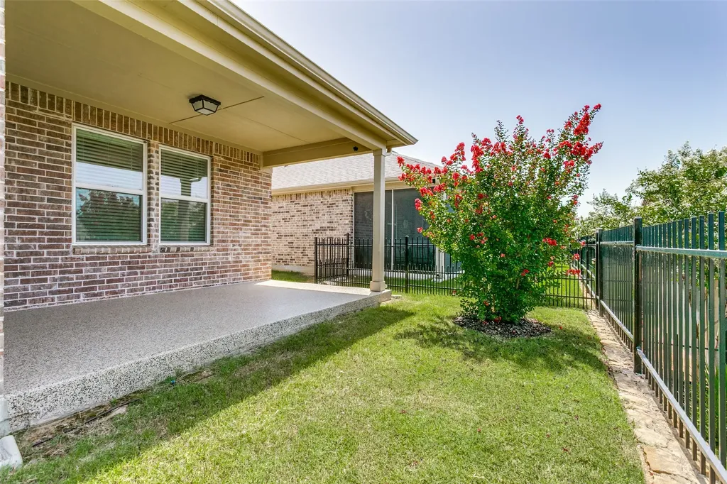 1273 Eagle Lane Little Elm TX 76227