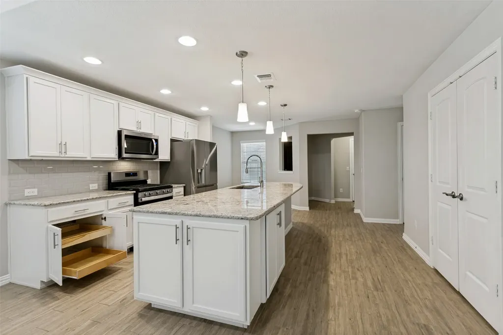 1273 Eagle Lane Little Elm TX 76227