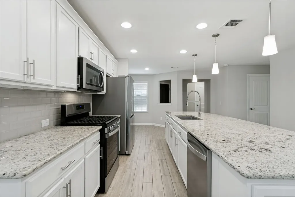 1273 Eagle Lane Little Elm TX 76227