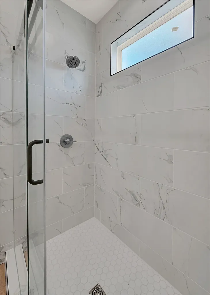 806 S Avenue Q Clifton TX 76634