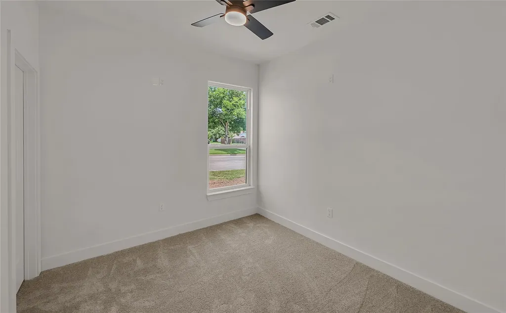 806 S Avenue Q Clifton TX 76634