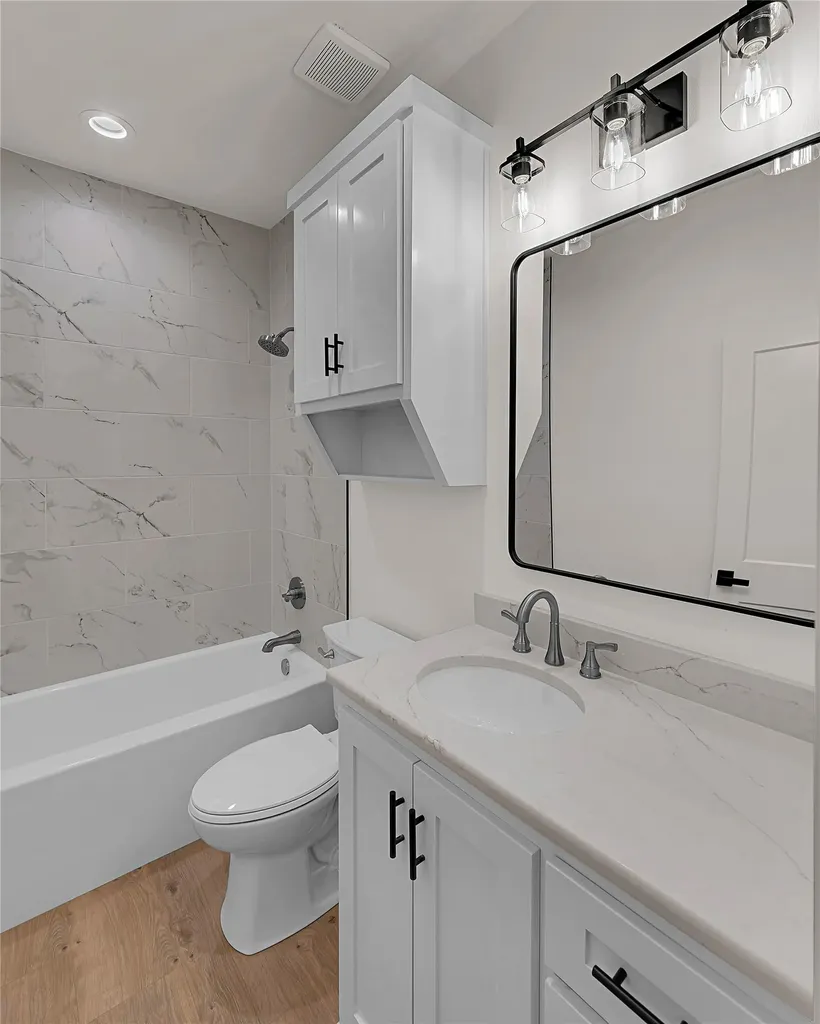 806 S Avenue Q Clifton TX 76634
