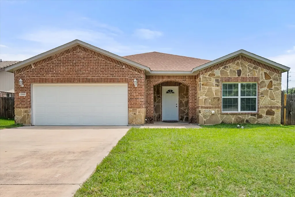 2919 Allen Court Arlington TX 76014