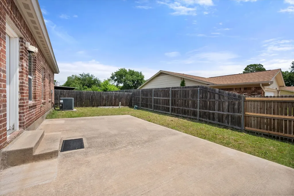 2919 Allen Court Arlington TX 76014